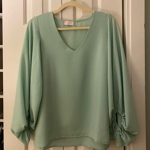 Boutique balloon sleeve blouse